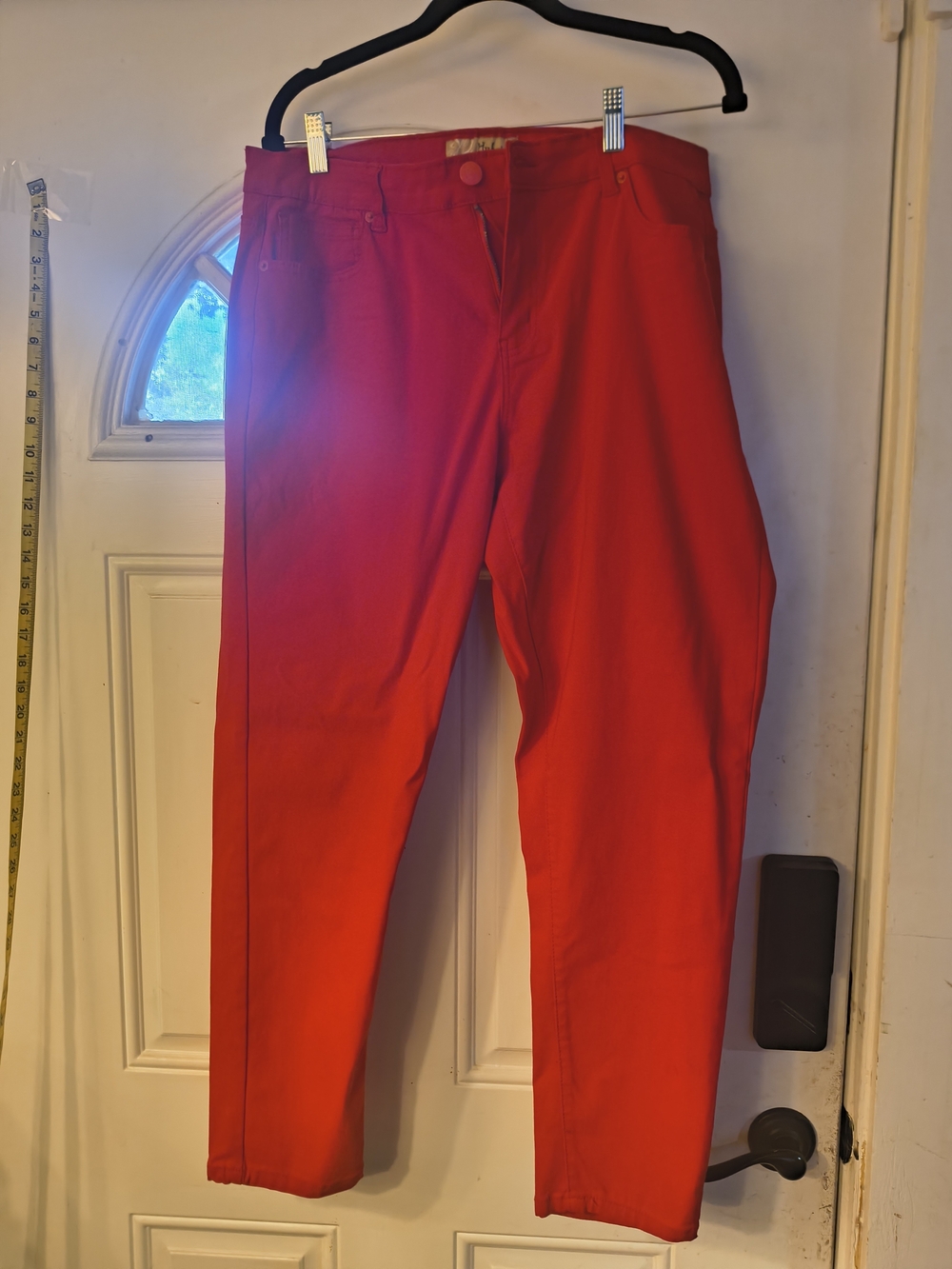 Hybrid & company Red High-Rise Pants